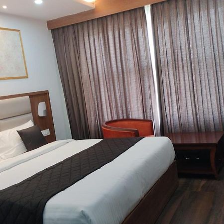Hotel Eyrie Nest Bengalúr Exteriér fotografie