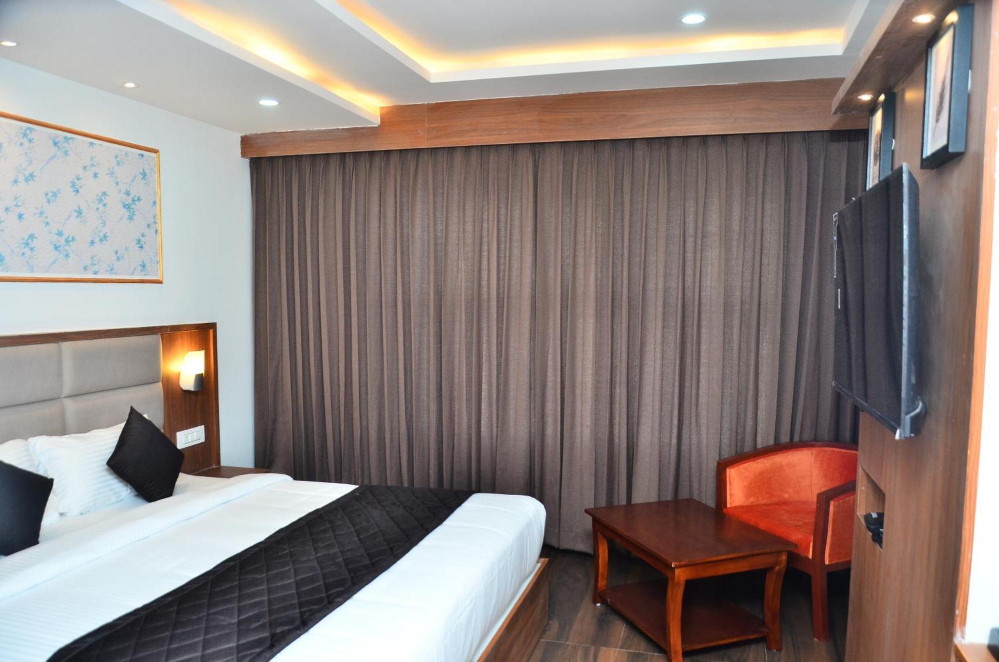 Hotel Eyrie Nest Bengalúr Exteriér fotografie